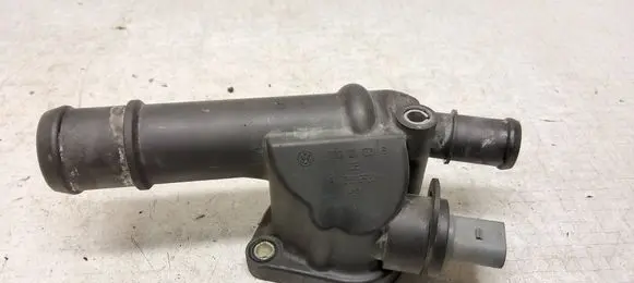 Volkswagen Caddy Engine coolant pipe/hose 03G121132B