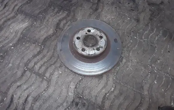 Toyota Urban Cruiser (XP110) Front brake disc NOCODE