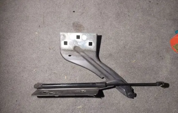 Jaguar F-Pace Engine bonnet/hood hinges LHHK8316800