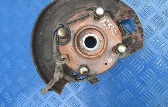 Hyundai Sonata Front wheel hub spindle knuckle