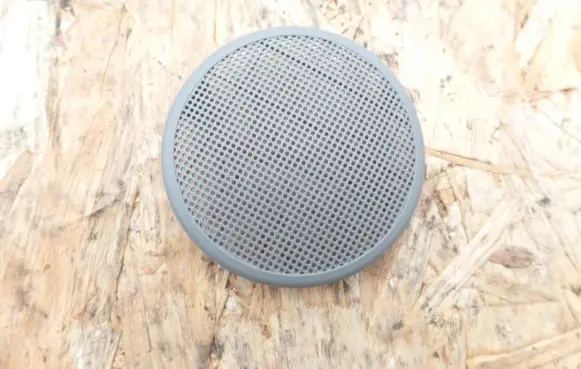 Side speaker trim/cover