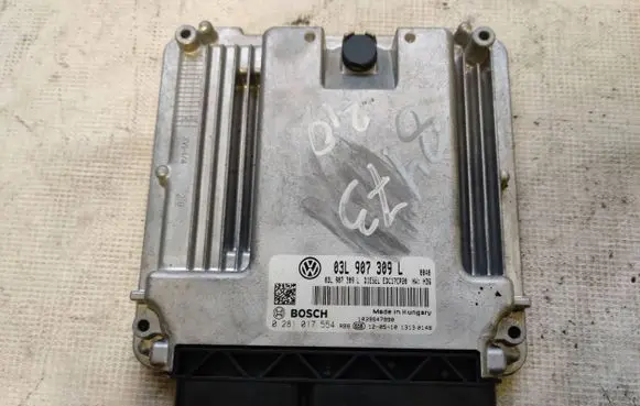 Volkswagen Transporter - Caravelle T5 Engine control unit/module 03L907309L 0281017554