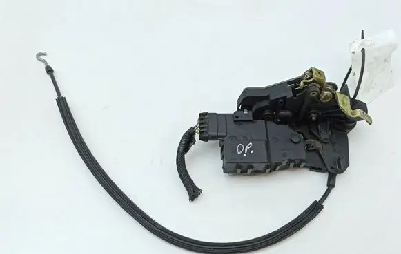 Mercedes-Benz ML W163 Front door lock A163735 20461101