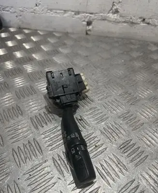 Toyota Avensis T250 Indicator stalk 173795
