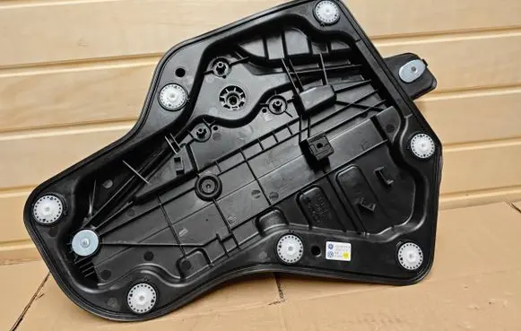 Cupra Born Rear window lifting mechanism without motor 10A839402B