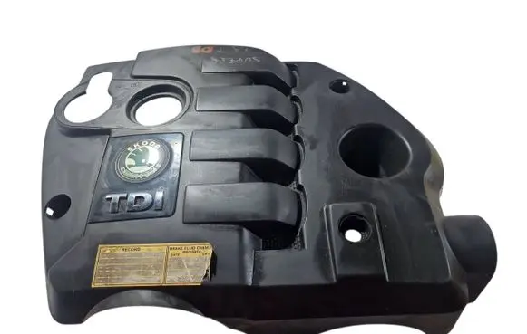 Engine cover (trim)