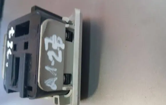 Chrysler Town u0026 Country V Electric sliding door switch 1es32es3ab