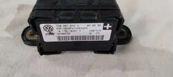 Audi Q7 4L ESP acceleration yaw rate sensor 7H0907652A