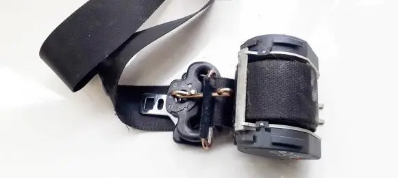 Ford Focus Front seatbelt 98aba61295db 560630900
