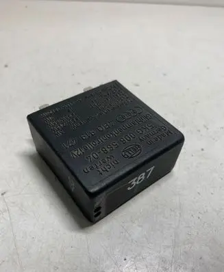 Audi A3 S3 8L Light relay 4B0919471 5KG00656804 35W55W