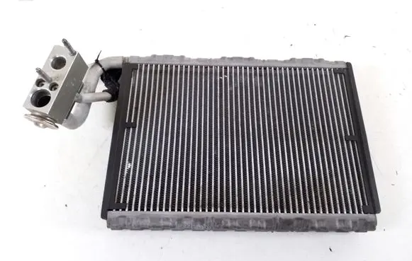 Mercedes-Benz CLS C218 X218 Air conditioning (A/C) radiator (interior) A2048300058