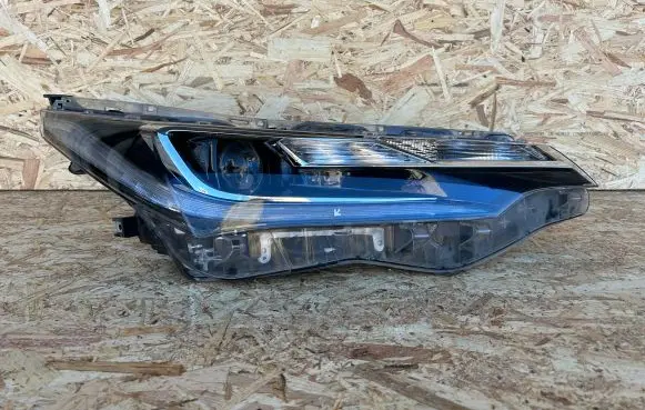 Toyota Corolla E210 E21 Headlight/headlamp 8111002L7000 3823737