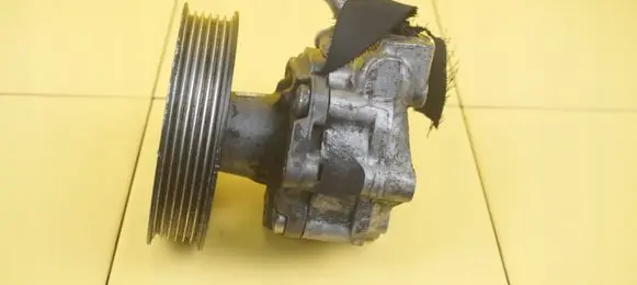 Audi A5 8T 8F Power steering pump 8K0145154G CAH