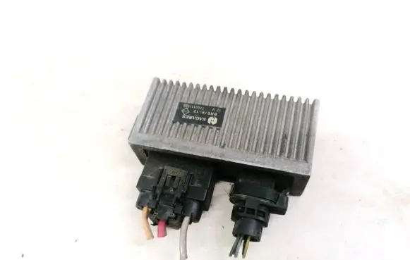 Renault Scenic I Glow plug pre-heat relay 7700111525