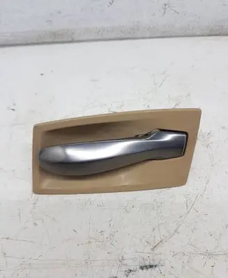 BMW 5 E60 E61 Front door interior handle 671120BA