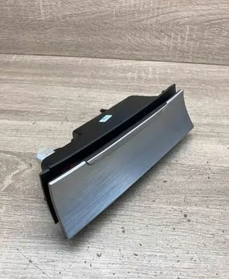 Volkswagen PASSAT B6 Car ashtray 3C0863284A 3C0857961A
