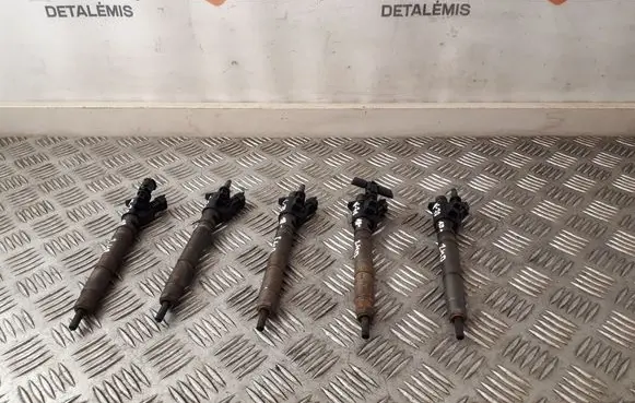 Volvo V70 Fuel injectors set 31272767 0445116