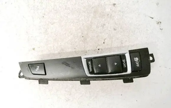 BMW 5 GT F07 Parking (PDC) sensor switch 61319202942