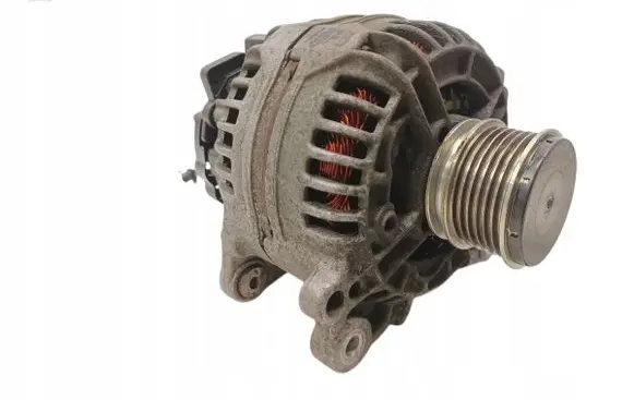 Volkswagen Polo IV 9N3 Generator/alternator 045903023A