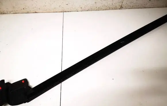 Tesla Model Y Front door glass trim molding 150006200f 1500062-00-f