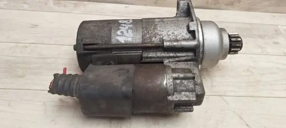 Volkswagen PASSAT B6 Starter motor 