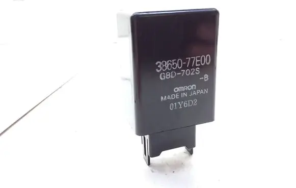 Suzuki Liana Hazard warning light relay G8D702S 3865077E00