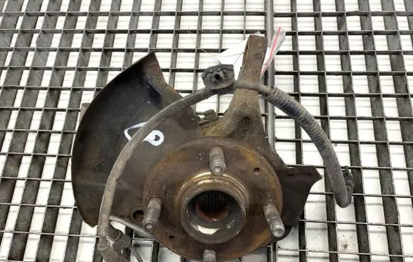 Hyundai i20 (GB IB) Front wheel hub spindle knuckle 