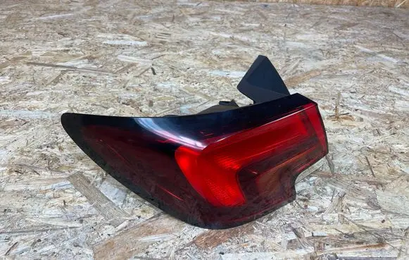 Opel Astra K Rear/tail lights 39015943