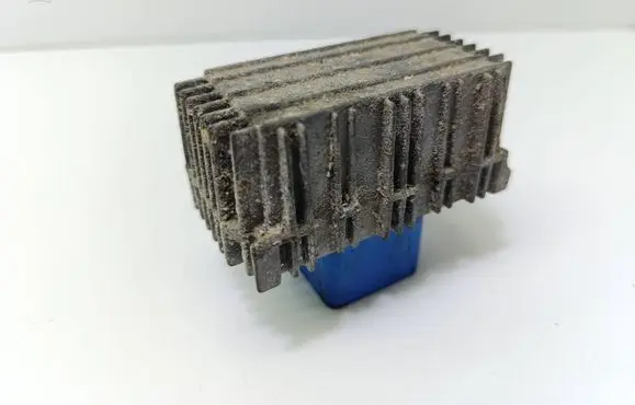 Opel Zafira A Glow plug pre-heat relay 55353011