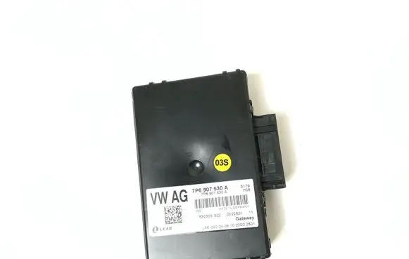 Volkswagen Touareg II Gateway control module 7P6907530A