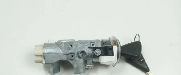 Subaru Legacy Ignition lock 88215AG000 M1648
