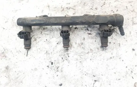 Seat Ibiza IV (6J,6P) Fuel injector 04E906031F E351003634
