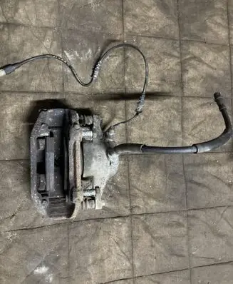 Mercedes-Benz E W211 Front brake caliper