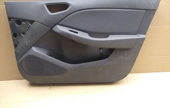 Renault Clio V Front door card panel trim T0532668