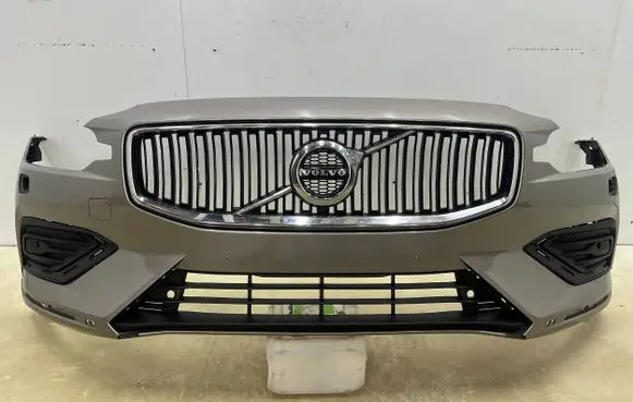 Volvo S60 Front bumper 31690589