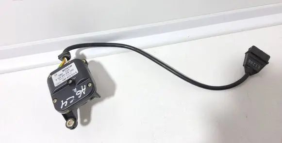Audi A6 S6 C4 4A Air flap motor/actuator 4A0820511A 0132801019
