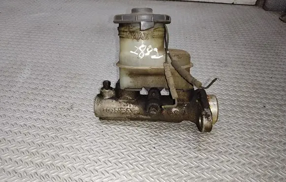 Honda HR-V Master brake cylinder