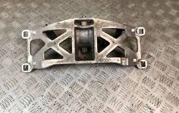 Jaguar XJ X350 Gearbox mounting bracket 5W935060AB