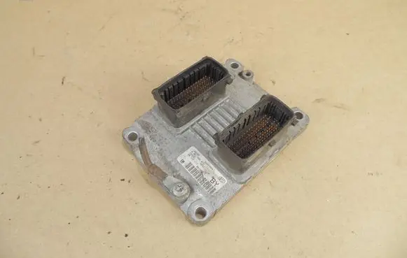 Opel Corsa C Engine control unit/module 0261206072 26SA7594 09115111