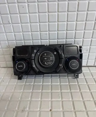 Peugeot 3008 I Climate control unit 400017001 145713160361