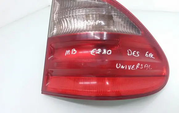 Mercedes-Benz E W210 Rear/tail lights A2108205464