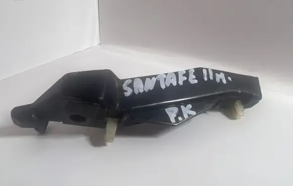 Hyundai Santa Fe Front bumper mounting bracket 865172B700