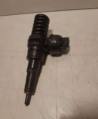 Fuel injector