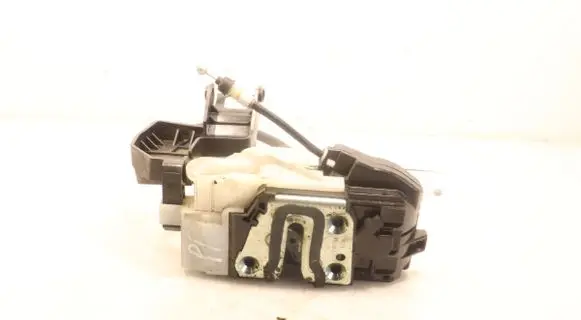 KIA Ceed Front door lock