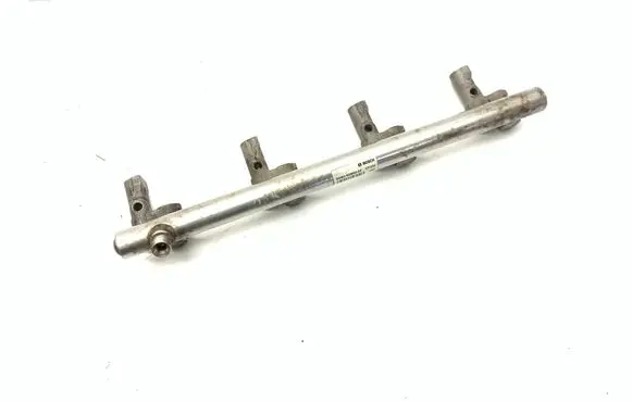 Jaguar XJ X351 Fuel main line pipe 8W939G802AF