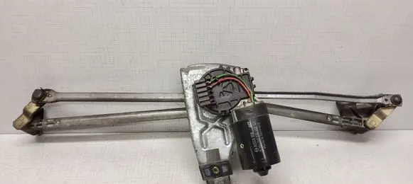 Audi A6 S6 C4 4A Front wiper linkage and motor 4A1955023C 0390241330CEP
