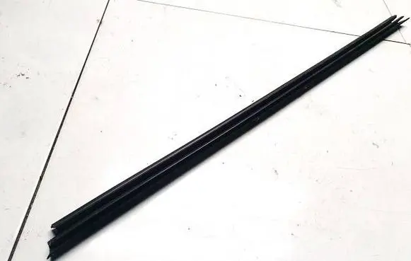Dodge Caliber Front door glass trim molding 