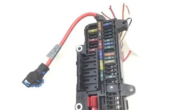 BMW 7 E65 E66 Fuse module 6900583