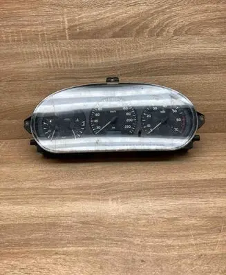 Renault Scenic I Speedometer (instrument cluster) 215781612