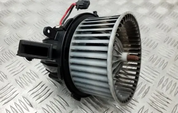Audi A5 Sportback 8TA Heater fan/blower U0854003
